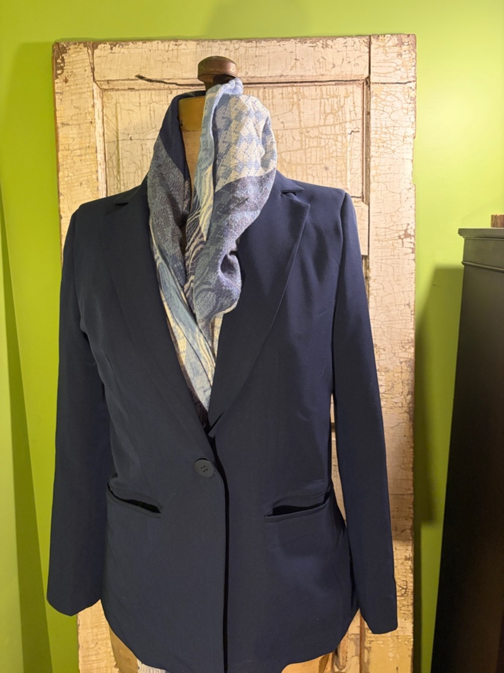 Women's Navy Single-Button Tailored Blazer